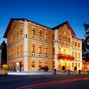 Hotel & Restaurant Waldschloss, Passau