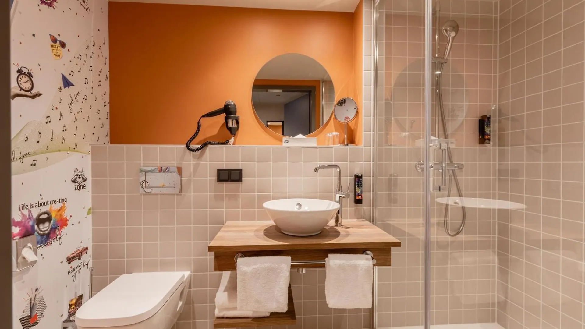 Holiday Inn - The Niu, Flux Passau By Ihg