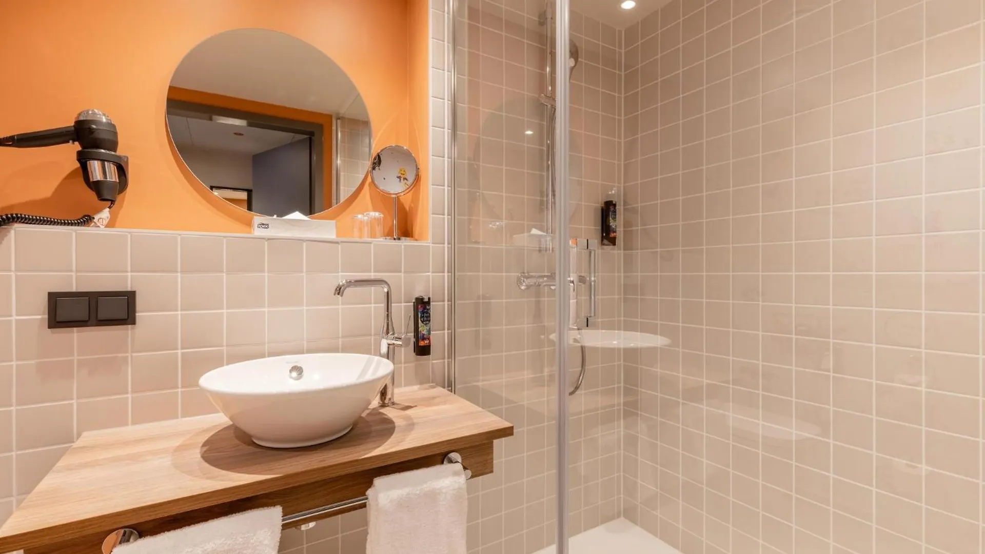 Hotel Holiday Inn - The Niu, Flux Passau By Ihg